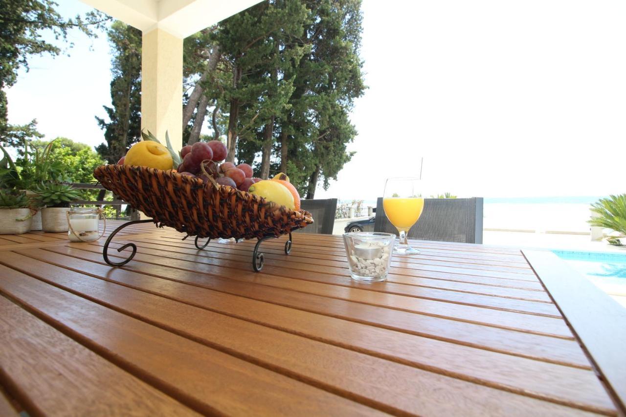 Villa Beachfront Sea Palace Kastela Luaran gambar