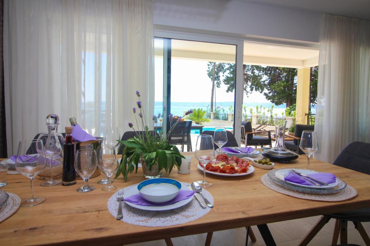 Villa Beachfront Sea Palace Kastela Luaran gambar