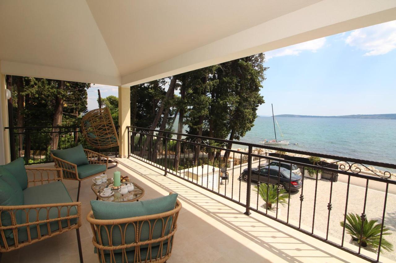 Villa Beachfront Sea Palace Kastela Luaran gambar