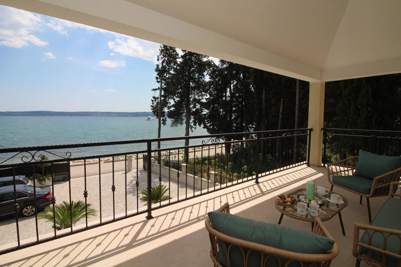 Villa Beachfront Sea Palace Kastela Luaran gambar